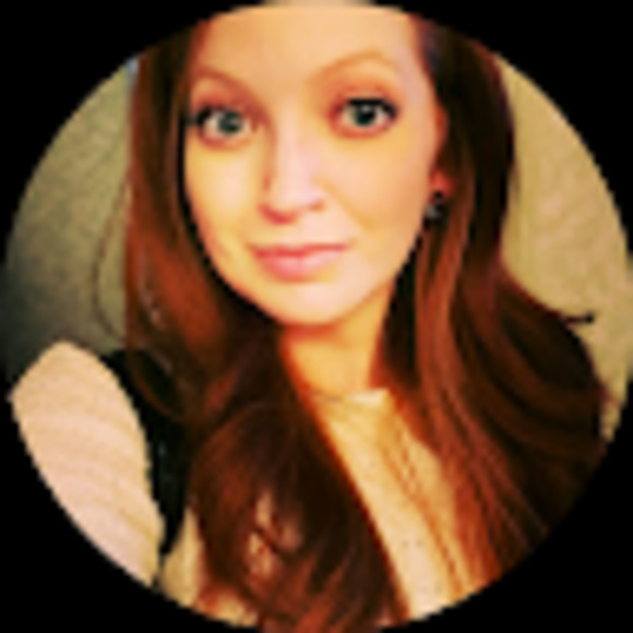 Meet your Posher, Lauren - Picture 1 of 1